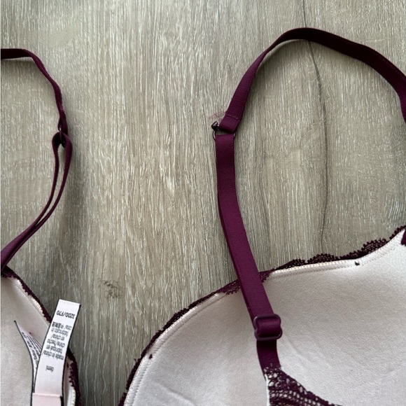 Victoria'sΒ Secret 32DD Dream Angels Demi Bra lace bra - Picture 6 of 10